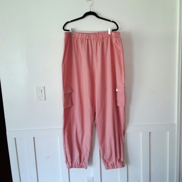 NWOT PRETTY LITTLE THING Cargo Pants Slacks Blush Pink Sz XXXL - Picture 7 of 8